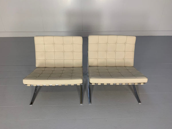 Pair of Knoll Studio Barcelona Chairs - In Pale Leather @ REHAUS