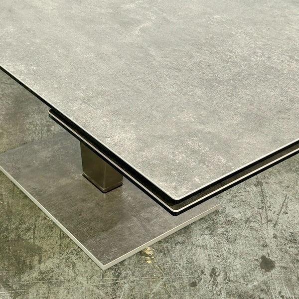 Roche Bobois Ceramic Nephtis Table @ REHAUS