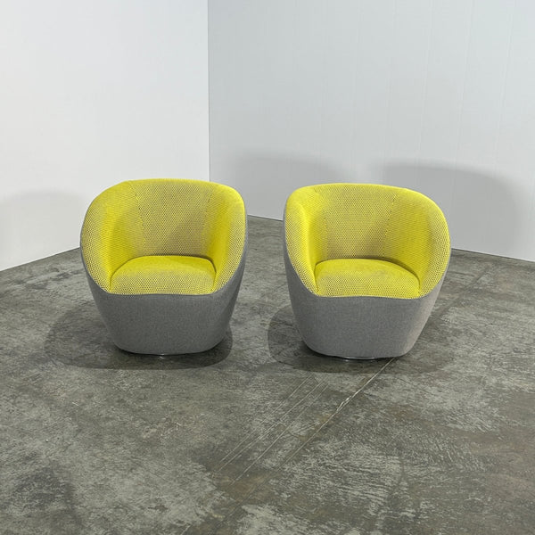 Roche Bobois Edito Armchairs by Sacha Lakic, Set of Two @ REHAUS