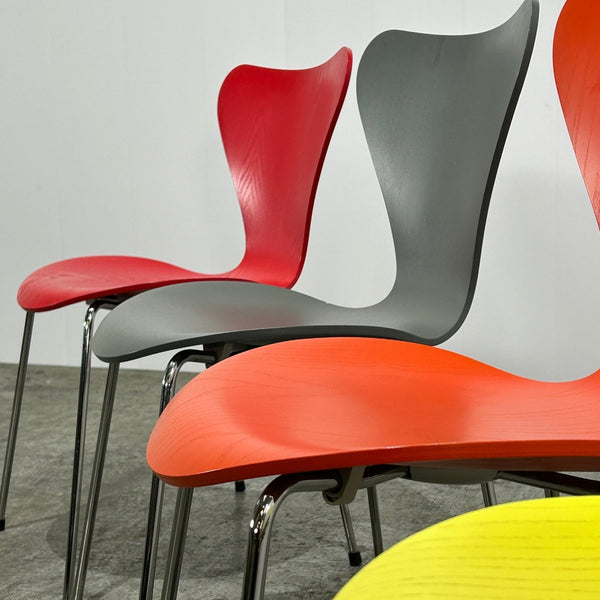 Series 7 Dining Chairs by Fritz Hansen, Set of Four @ REHAUS