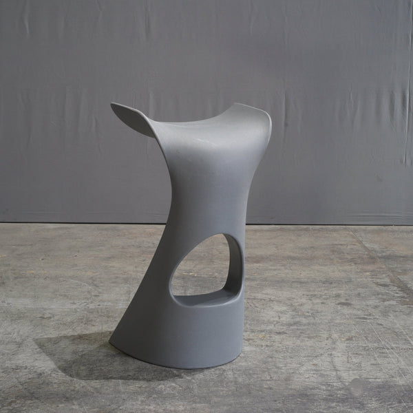 Slide Koncord Grey Stool by Karim Rashid - REHAUS - Slide