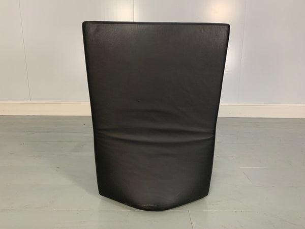 Suite of 10 Cerruti Baleri Italia Caprichair Dining Chairs Armchairs in Black Leather @ REHAUS