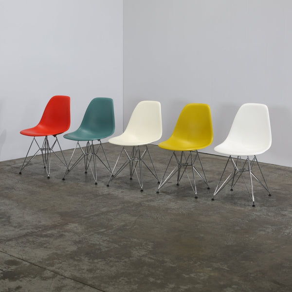 Vitra DSR Eames Plastic Side Chairs, Set of Five @ REHAUS