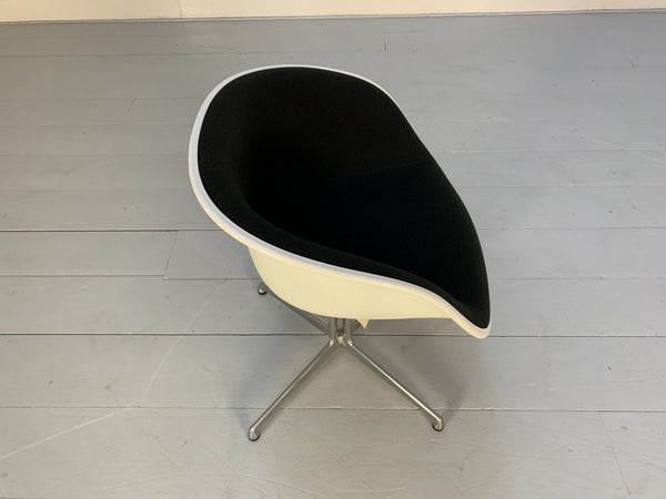 Vitra La Fonda Eames Chair & Marble Table - In Black Hopsack @ REHAUS