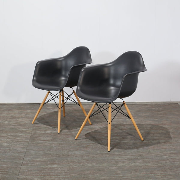 Vitra Red Eames DSW Chair, Set of Two @ REHAUS