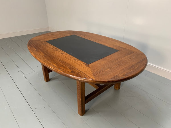 William Yeoward Oval Dining Table in Chestnut and Slate @ REHAUS