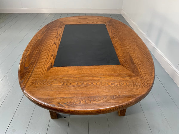 William Yeoward Oval Dining Table in Chestnut and Slate @ REHAUS
