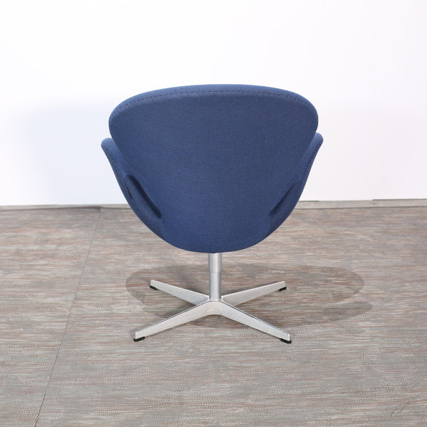 Fritz Hansen Swan Chair by Arne Jacobsen