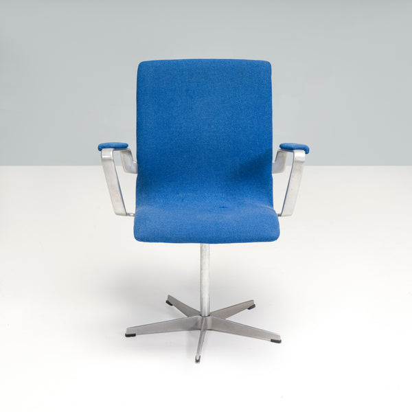 Arne Jacobsen for Fritz Hansen Blue Fabric Model 3291 Oxford Office Chair