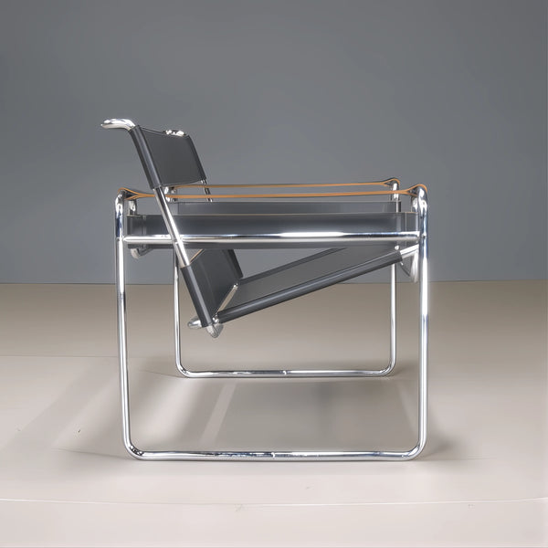 Knoll by Marcel Breuer Wassily Black Leather Armchair