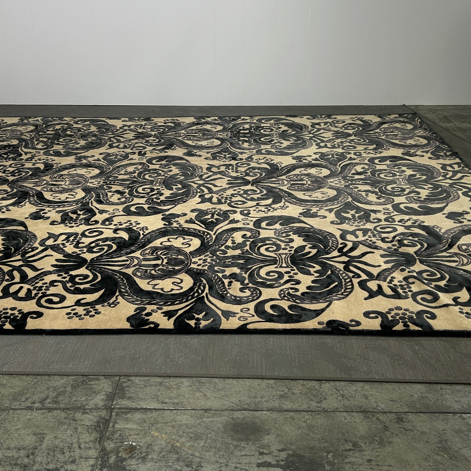 The Rug Company Patterned Rug by Diane Von Furstenberg
