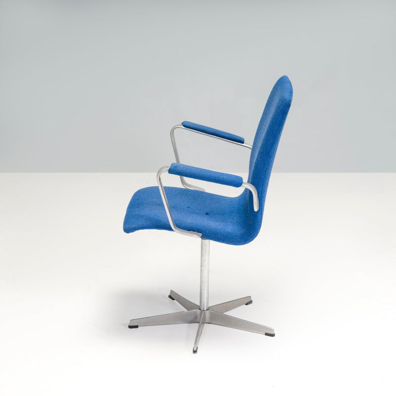 Arne Jacobsen for Fritz Hansen Blue Fabric Model 3291 Oxford Office Chair - REHAUS - arne jacobsen