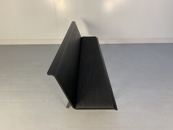 Arper Zinta 4 - Seat Bench Sofa - In Grey Black Fabric @ REHAUS