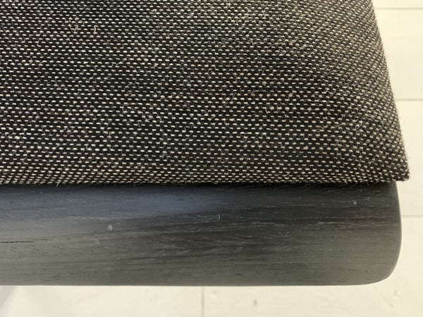 Arper Zinta 4 - Seat Bench Sofa - In Grey Black Fabric @ REHAUS