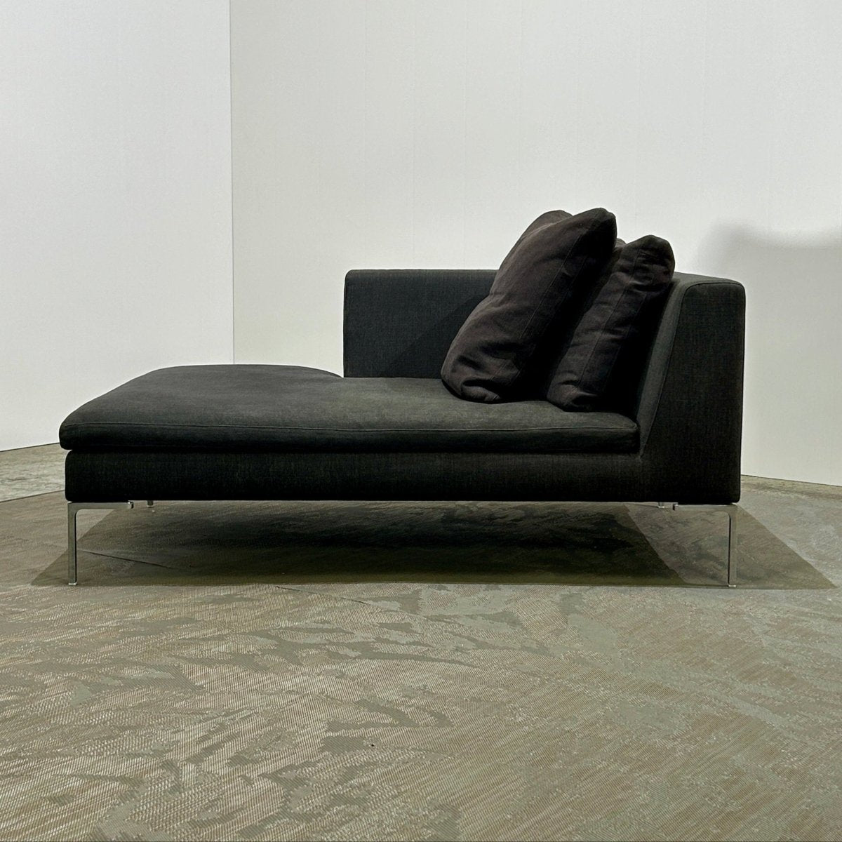 B&B Italia Charles Chaise Longue by Antonio Citterio @ REHAUS