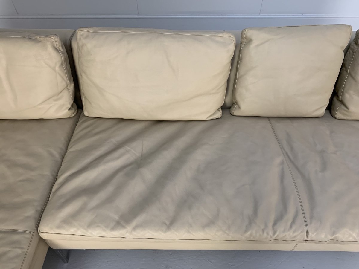 B&B Italia Charles L - Shape Sofa - In Cream Koto Leather @ REHAUS