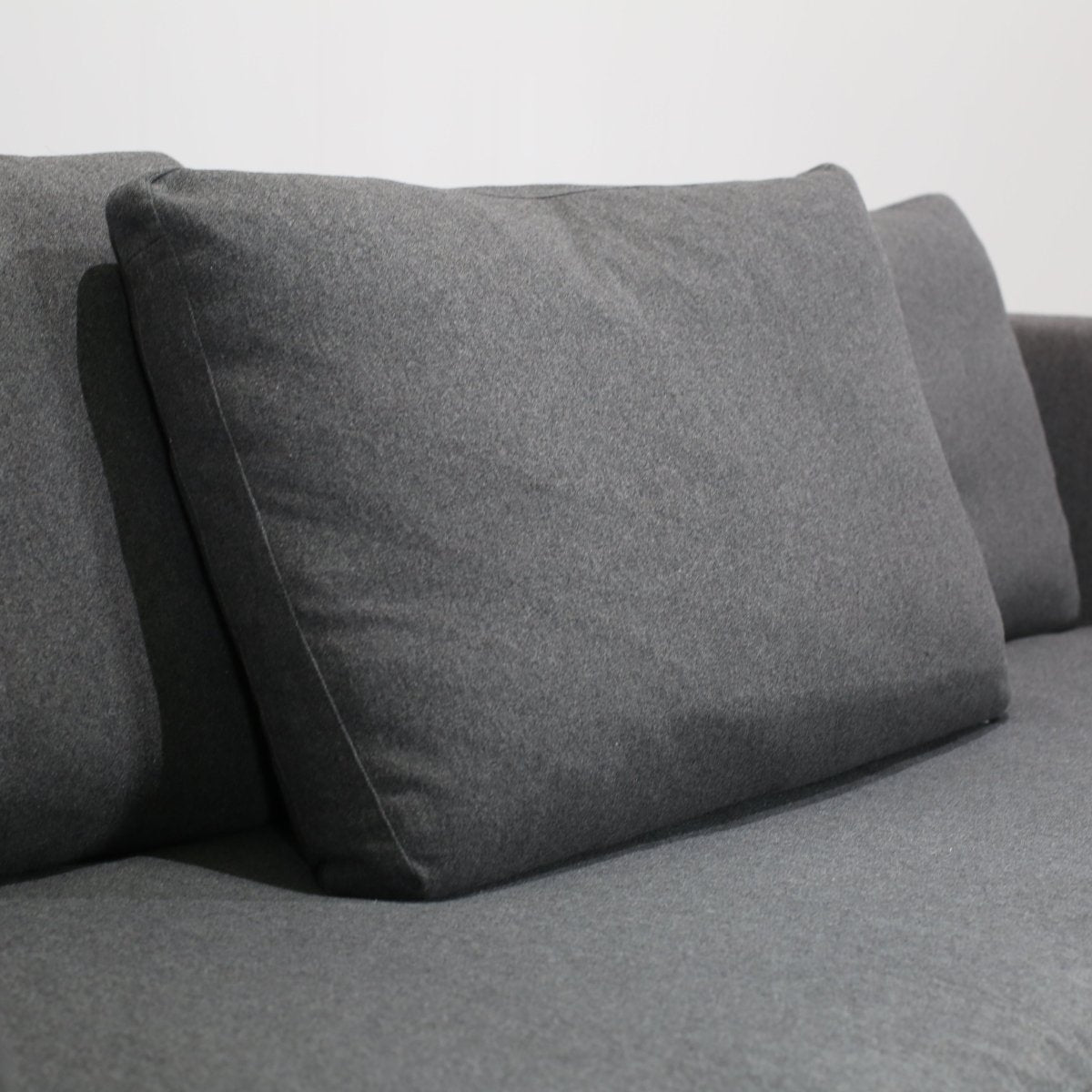 B&B Italia Charles Three Seater Sofa by Antonio Citterio @ REHAUS