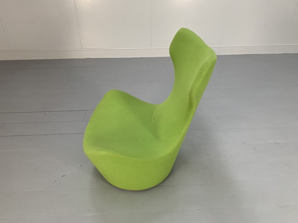B&B Italia Grande Papilio Armchair - In Green Ego Wool @ REHAUS