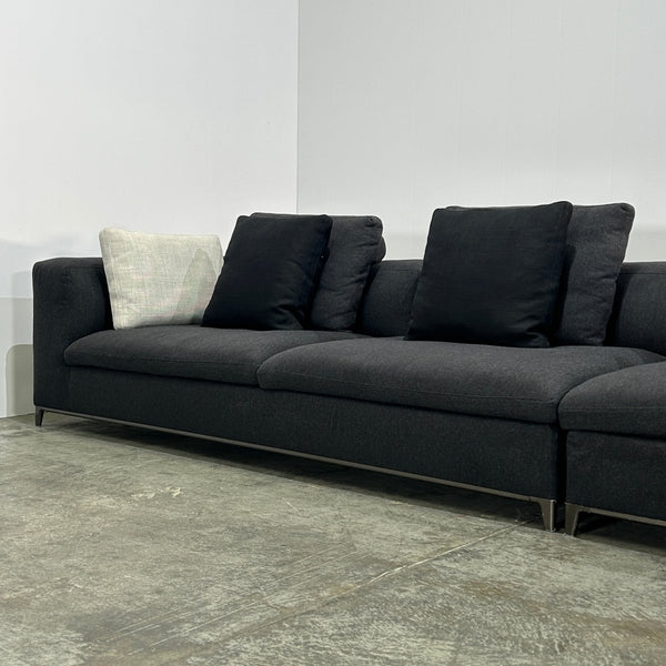 B&B Italia Large Michel Sofa by Antonio Citterio @ REHAUS