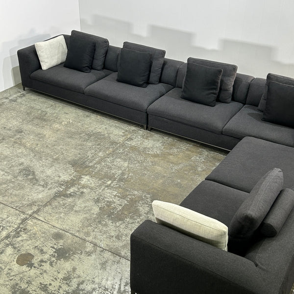B&B Italia Large Michel Sofa by Antonio Citterio @ REHAUS