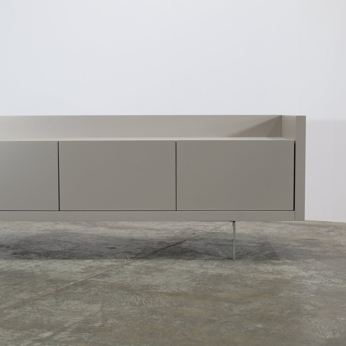 B&B Italia Liagò Chrome Steel Storage Unit by Piero Lissoni @ REHAUS