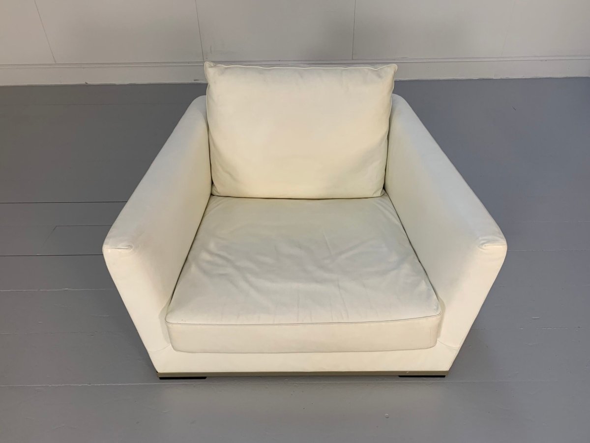 B&B Italia Maxalto Apta Armchair - In White Gamma Leather @ REHAUS