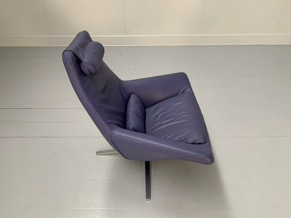 B&B Italia Metropolitan ME100 Armchair - In Blue Gamma Leather @ REHAUS