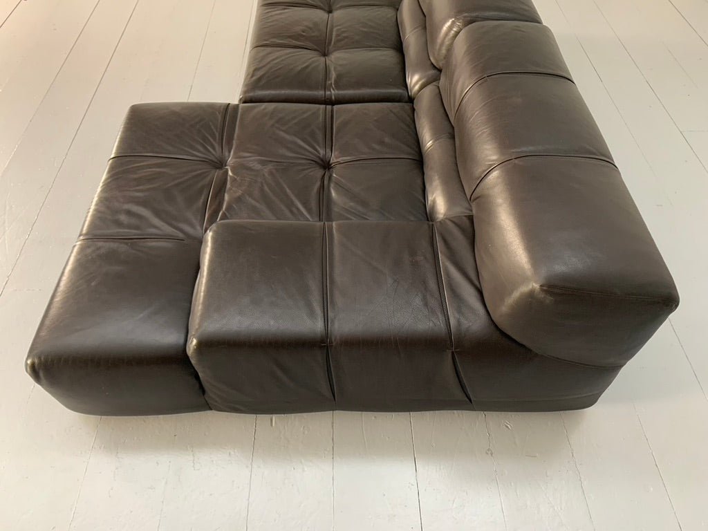 B&B Italia Tufty Time L - Shape Sofa - In Brown Leather @ REHAUS