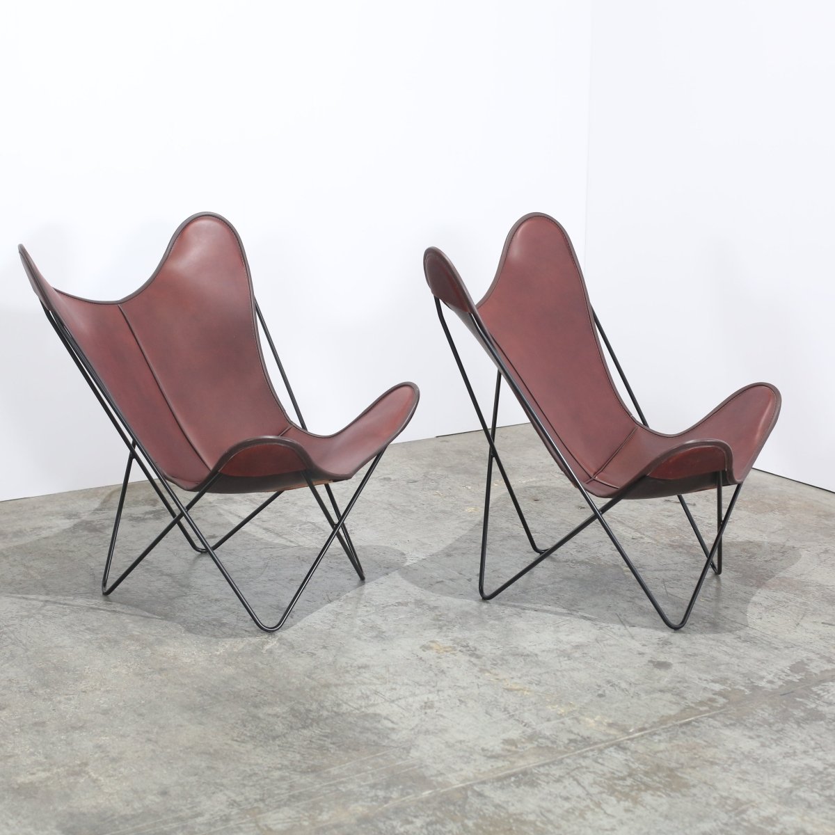 BKF Butterfly Chairs by Jorge Ferrari Hardoy, Set of Two @ REHAUS