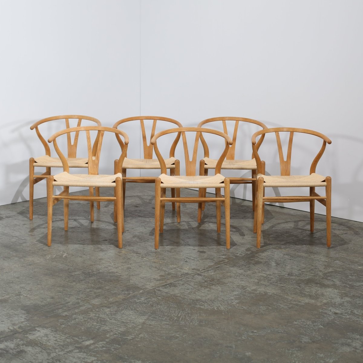 Carl Hansen & Son CH24 Wishbone Chair by Hans Wegner, Set of Six @ REHAUS