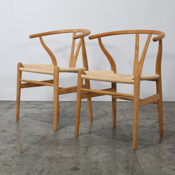 Carl Hansen & Son CH24 Wishbone Chair by Hans Wegner, Set of Six @ REHAUS