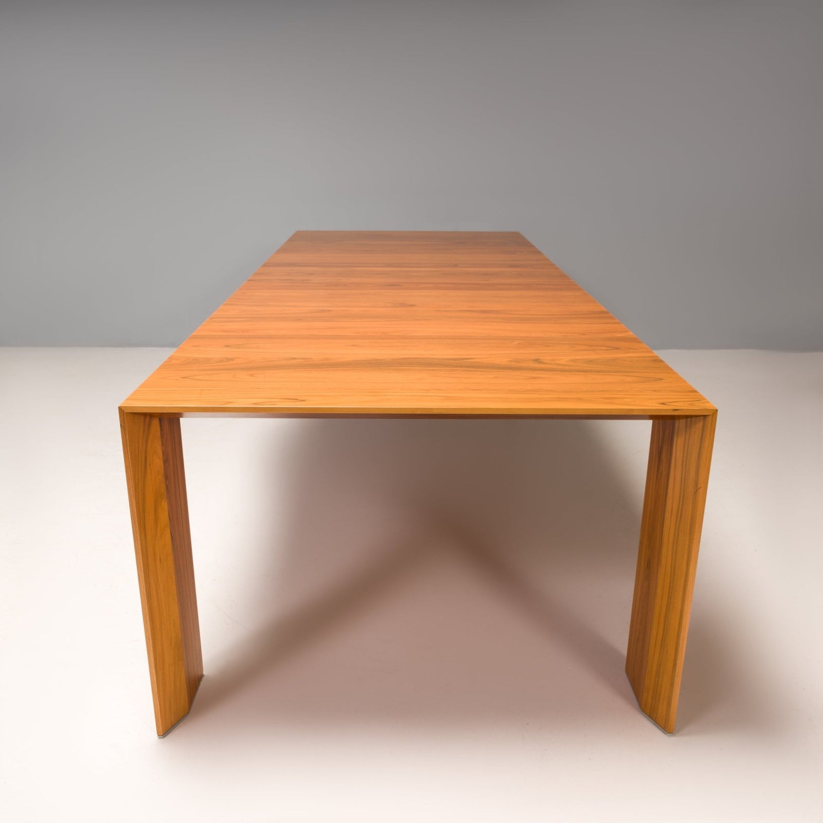 Cassina by Hannes Wettstein El Dom Rosewood Veneer Dining Table – REHAUS