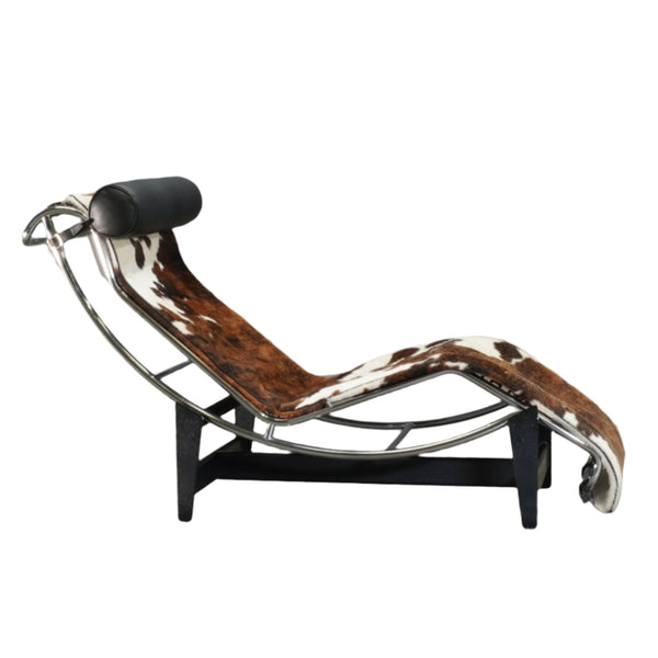 Cassina Cow Hide LC4 Chaise Lounge by Charlotte Perriand, Pierre Jeanneret and Le Corbusier @ REHAUS