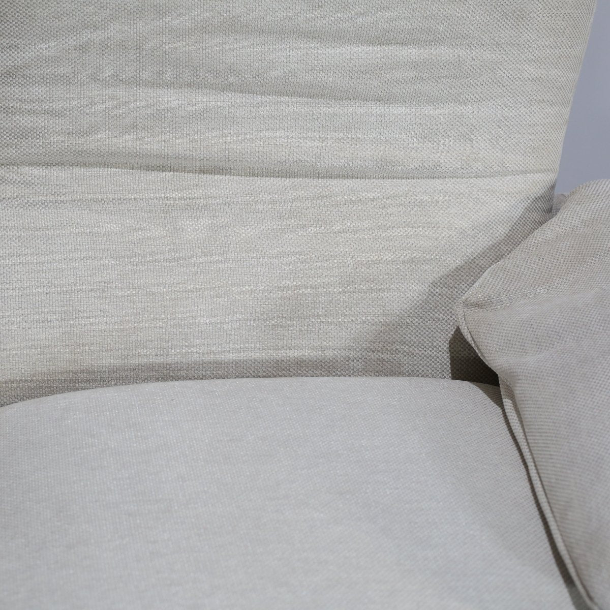 Cassina Maralunga Sofa @ REHAUS