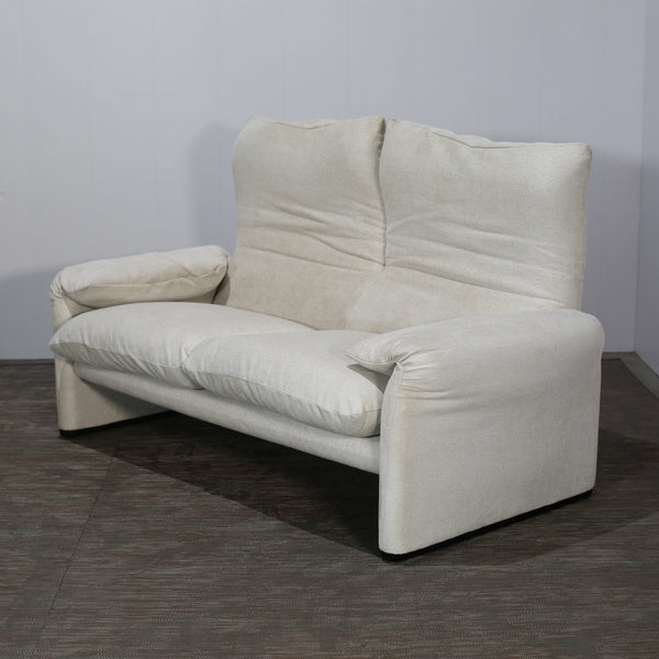 Cassina Maralunga Sofa @ REHAUS
