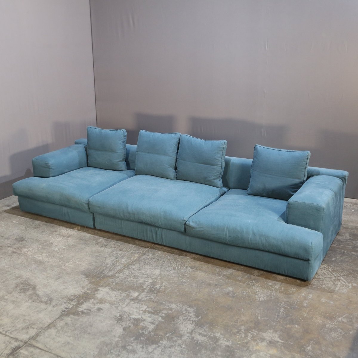 Cassina Miloe Sofa by Lissoni & Partners @ REHAUS