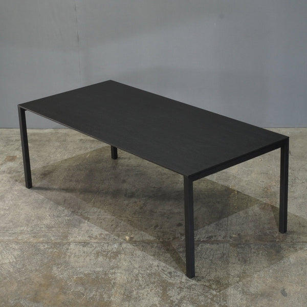 Cassina Naan Extendable Table by Piero Lissoni @ REHAUS