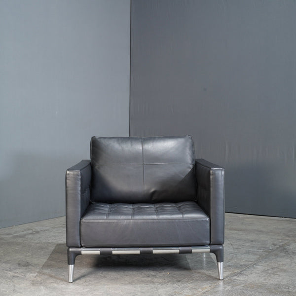 Cassina Privé Armchair in Black Leather by Philippe Starck @ REHAUS