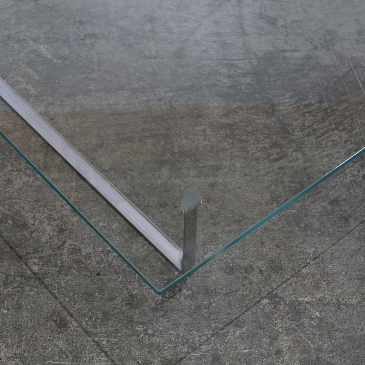 Cassina Toot Coffee Table by Piero Lissoni @ REHAUS