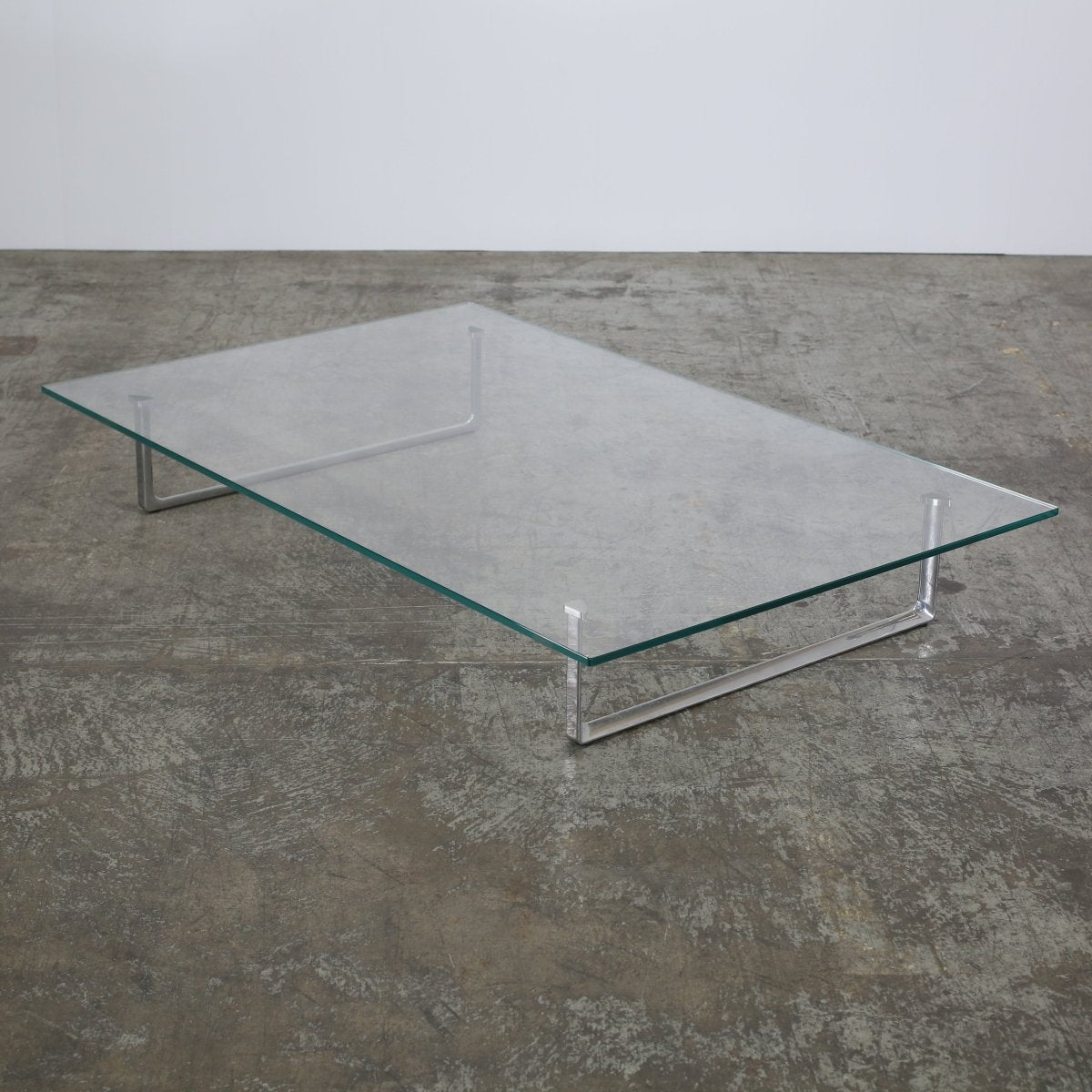 Cassina Toot Coffee Table by Piero Lissoni @ REHAUS