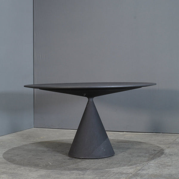 Desalto Clay Dining Table by Marc Krusin @ REHAUS