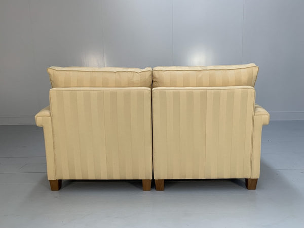 Duresta Gabrielle 2.5 - Seat Sofa - In Gold Stripe Fabric @ REHAUS