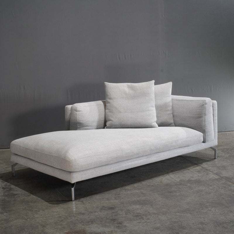 DWR Grey Como Chaise by Giorgio Soressi @ REHAUS