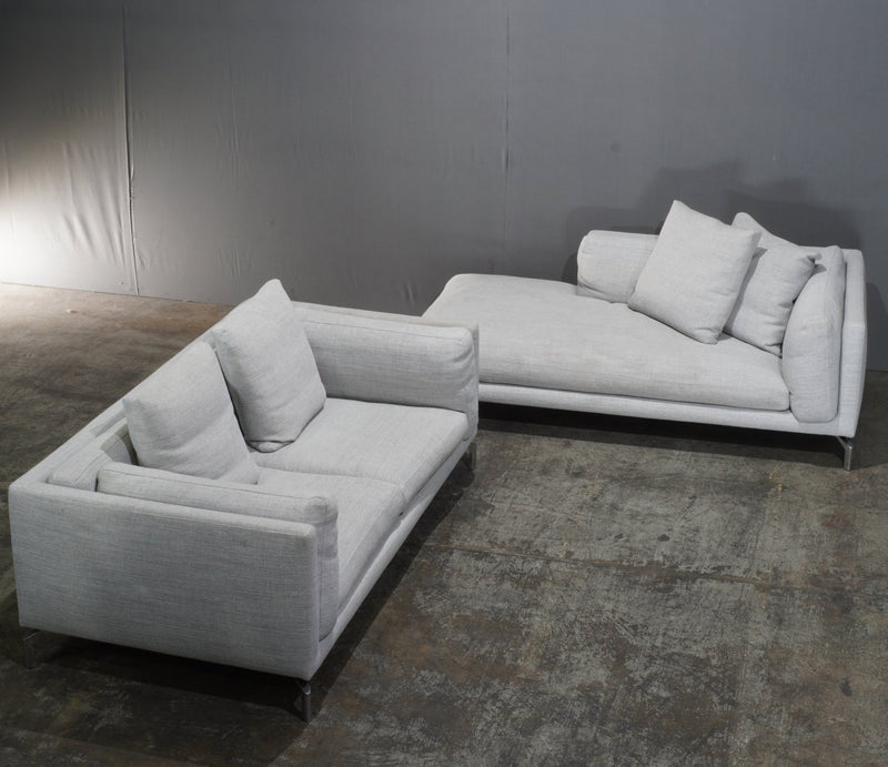 DWR Grey Como Sofa by Giorgio Soressi @ REHAUS