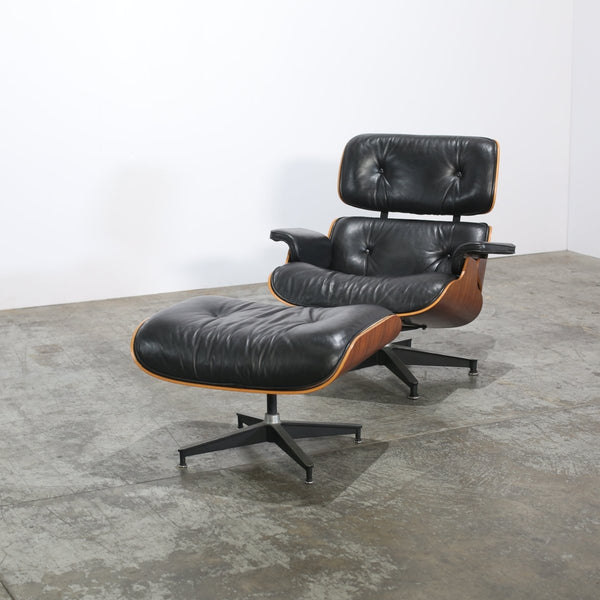 Eames Lounge Chair and Ottoman by Herman Miller @ REHAUS