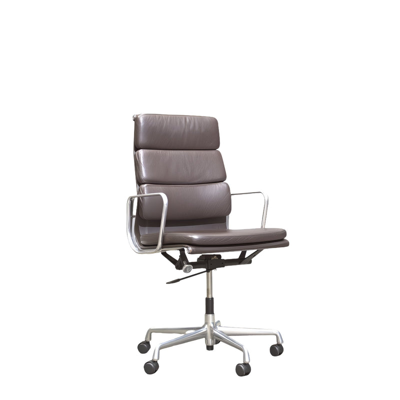 Eames Soft Pad EA219 High Back Leather Office Chair by Vitra - REHAUS - Vitra