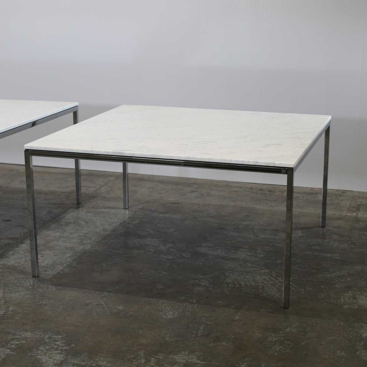 Florence Knoll Dining Table with Marble Top @ REHAUS