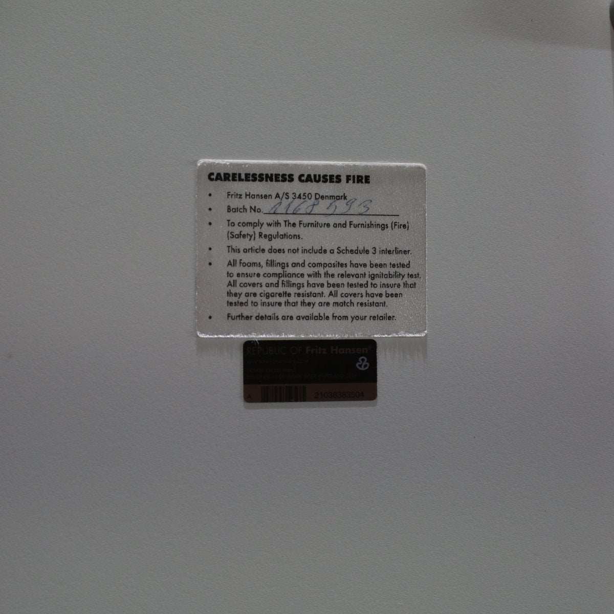 Fritz Hansen Minuscule Table & Chair Set @ REHAUS