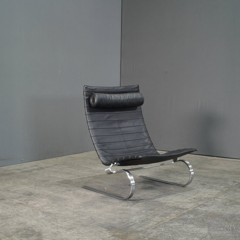 Fritz Hansen PK20 Black Leather Chair by Poul Kjærholm @ REHAUS