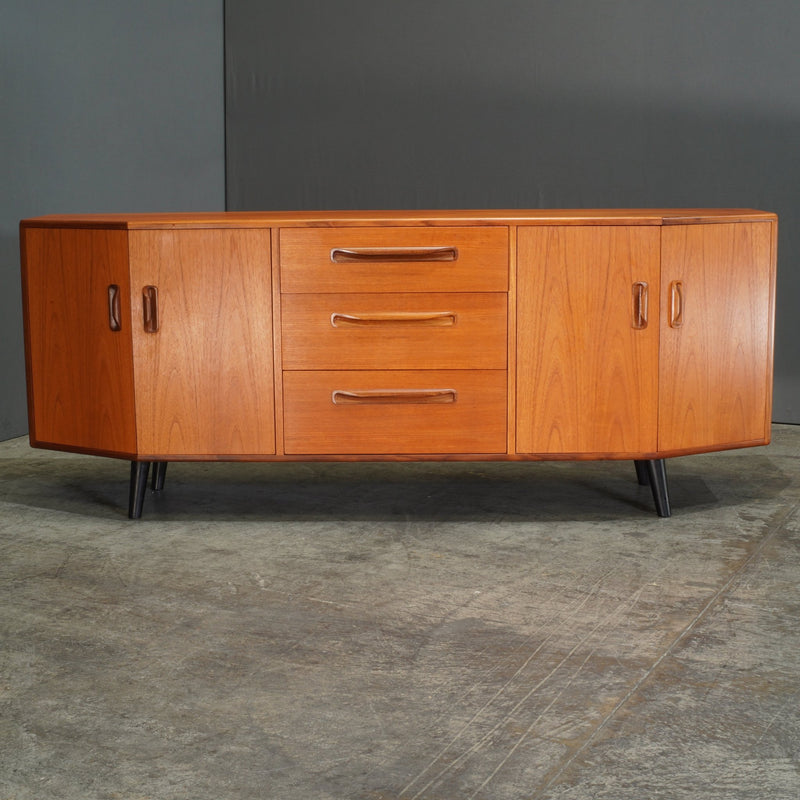 G Plan Fresco Teak Sideboard @ REHAUS